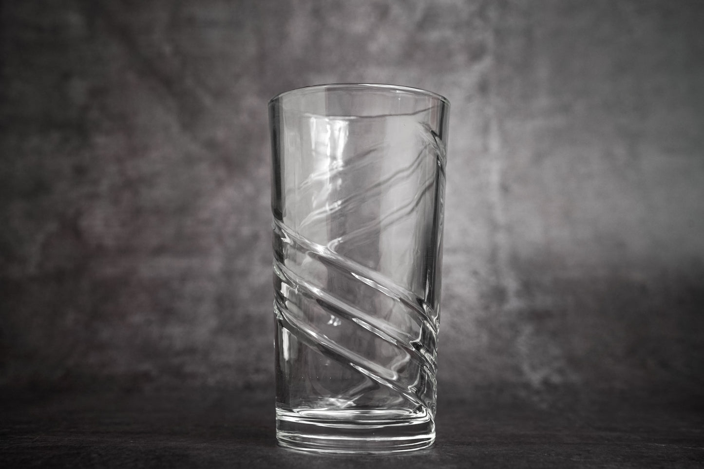 Clear Swirl Drinking Glass - Modern, Stylish Design