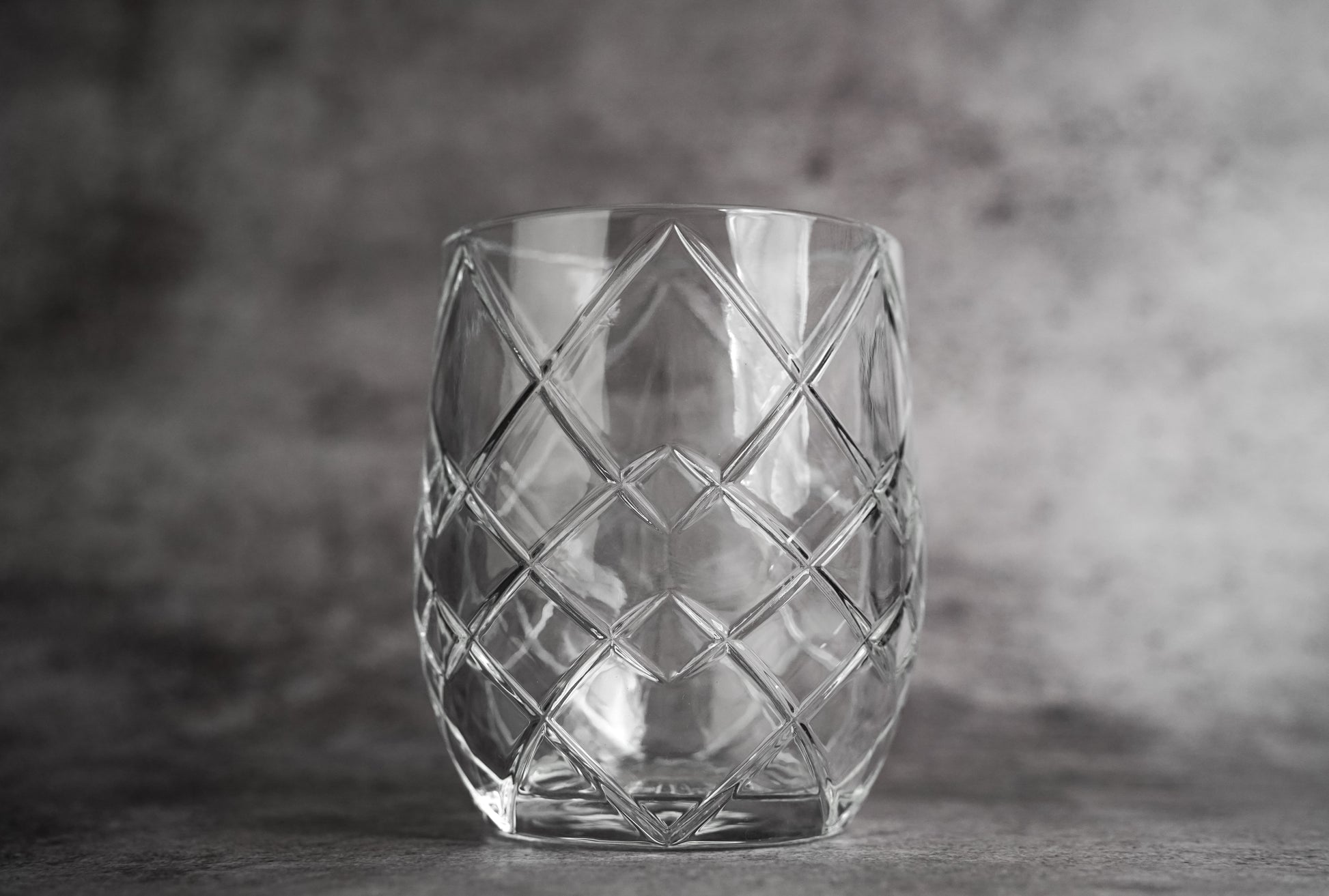Diamond Pattern Drinking Glass - Elegant, Classic Design