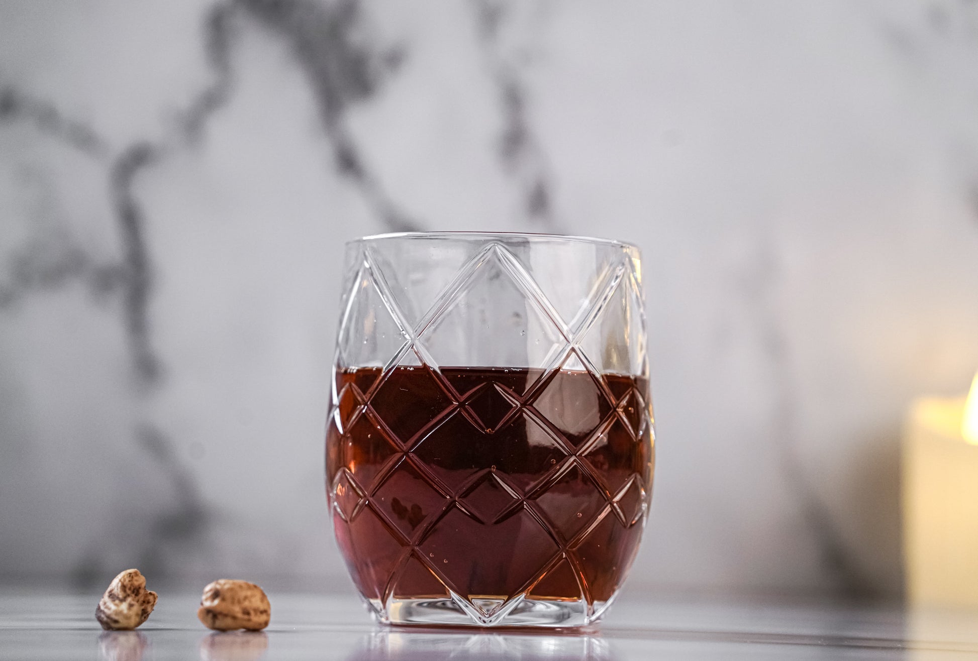 Diamond Pattern Drinking Glass - Elegant, Classic Design