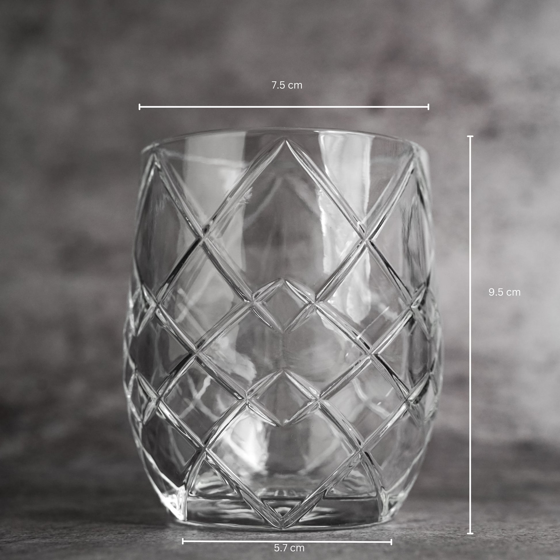 Diamond Pattern Drinking Glass - Elegant, Classic Design