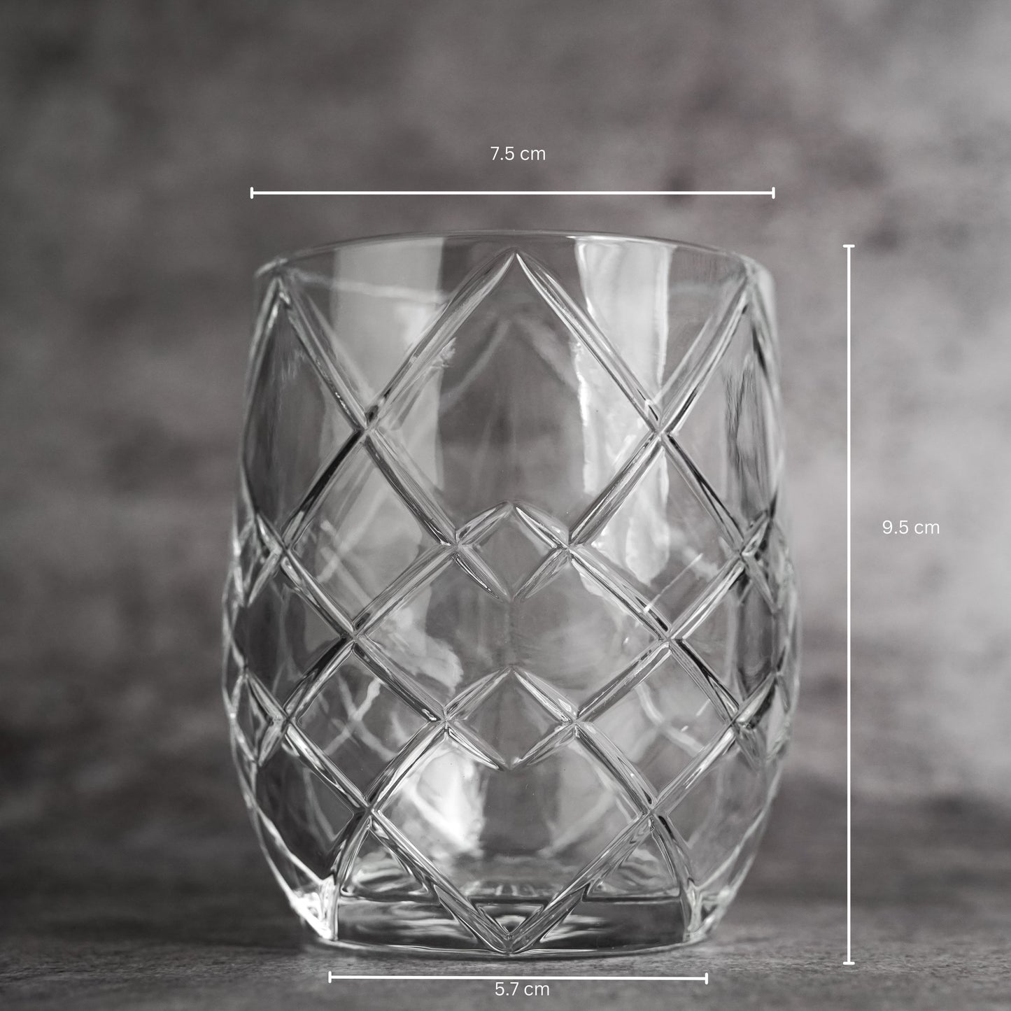 Diamond Pattern Drinking Glass - Elegant, Classic Design
