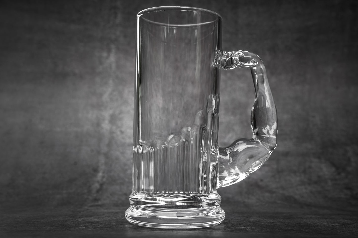 Muscular Handle Beer Mug - Clear Glass, 500ml capacity
