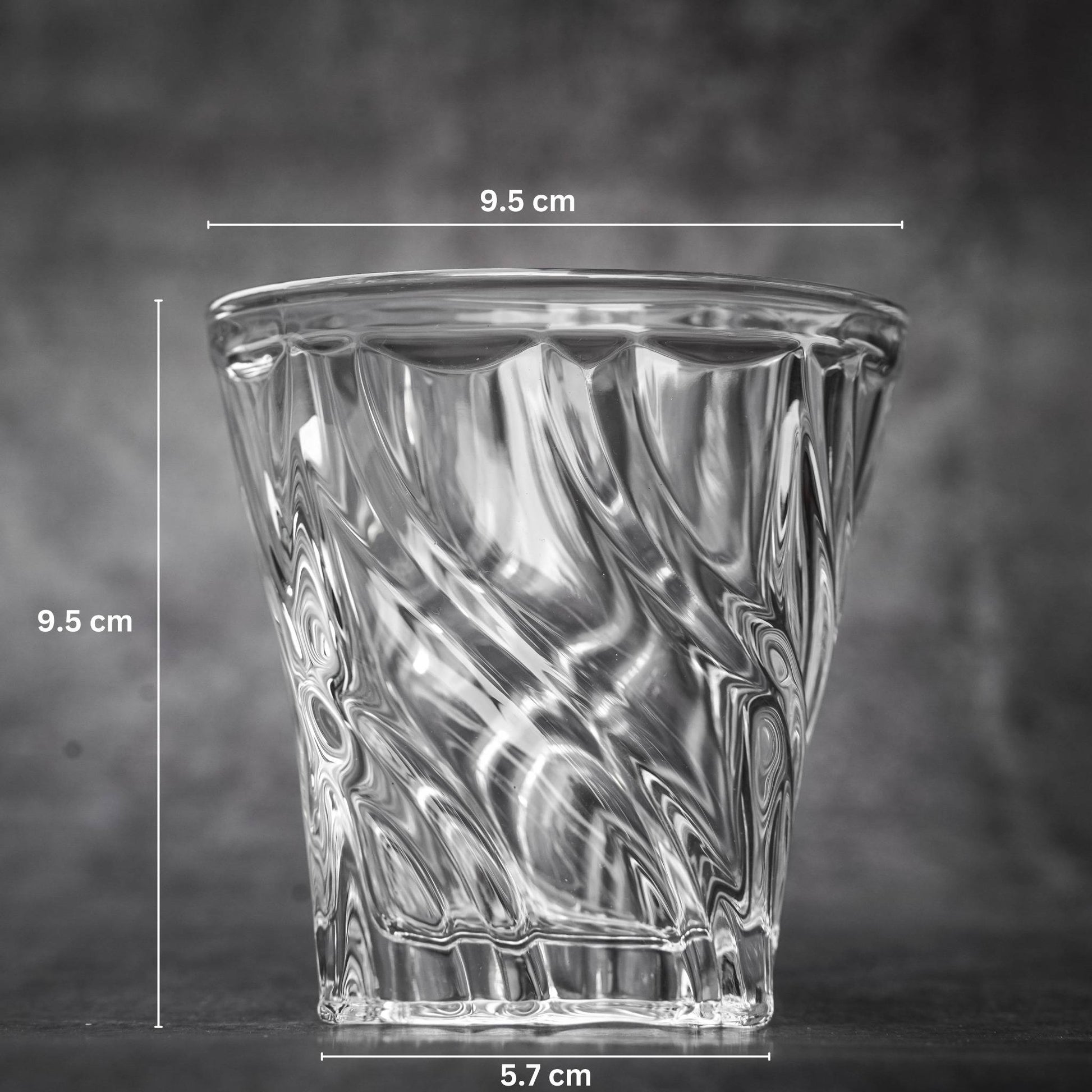 Swirl Design Clear Glass Drinking Glass